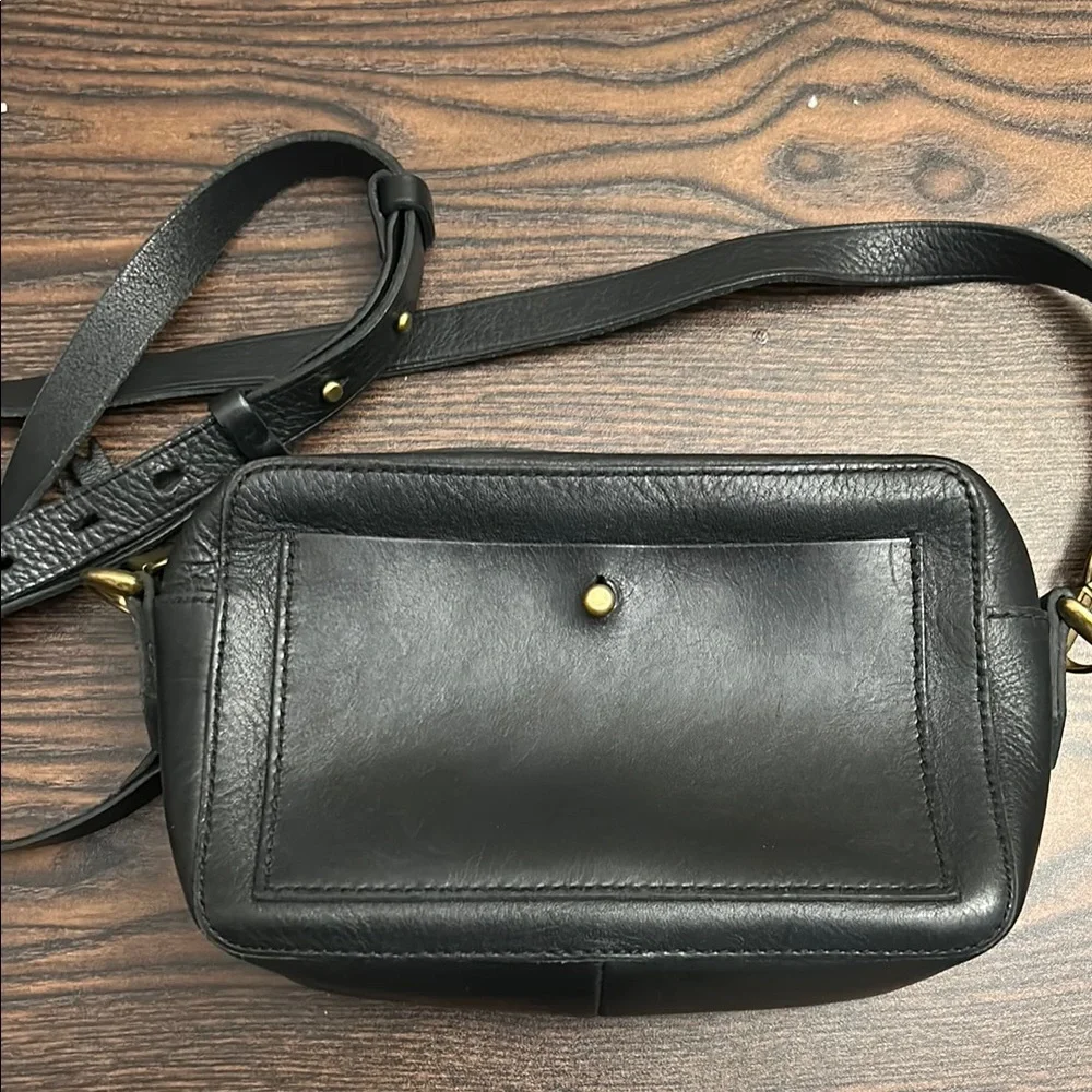 Madewell Black Leather Crossbody Bag - Picture 2 of 8